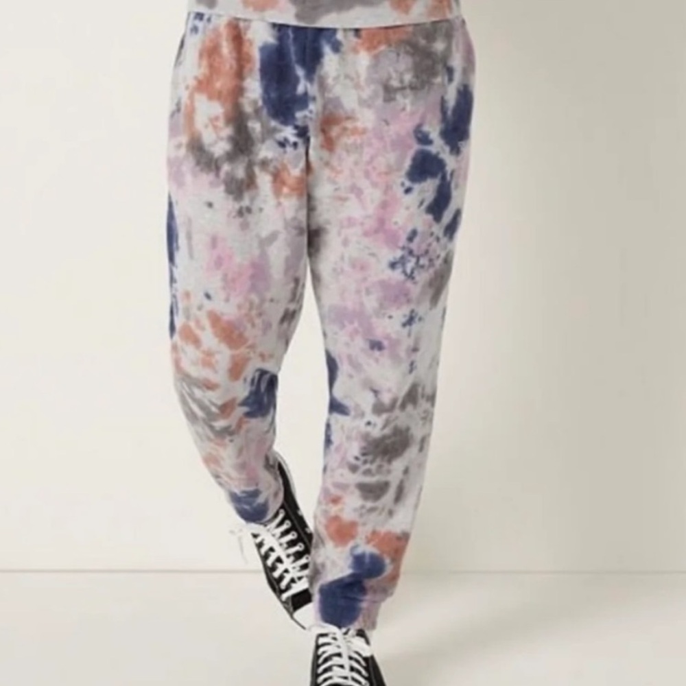 Victoria's Secret Tie-Dye Campus Joggers l Medium